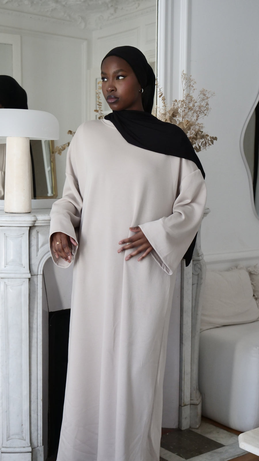 Abaya Fluffly Beige