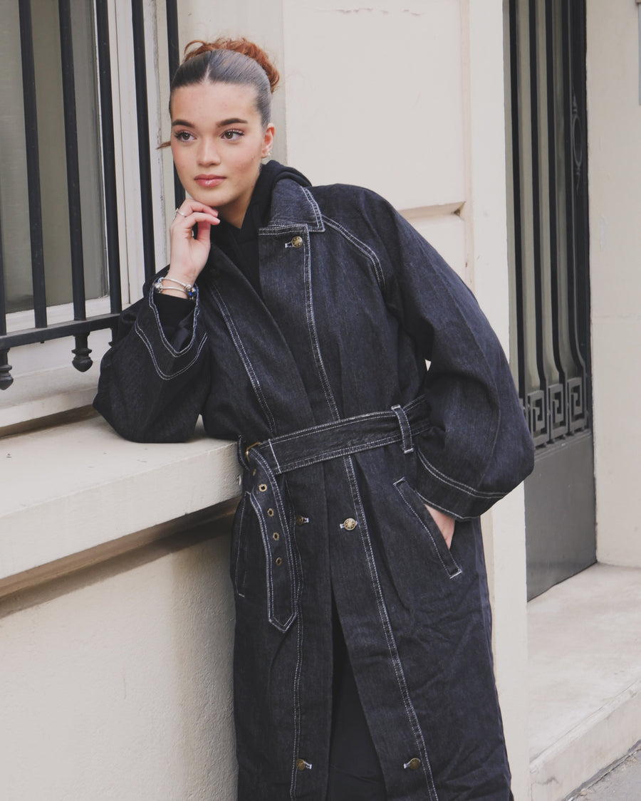 Trench Jakarta Noir