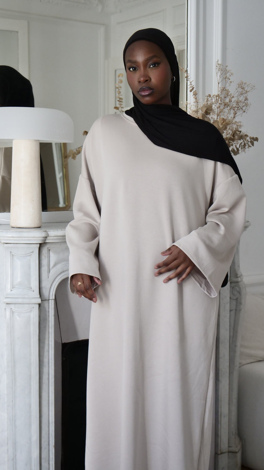 Abaya Fluffly Beige