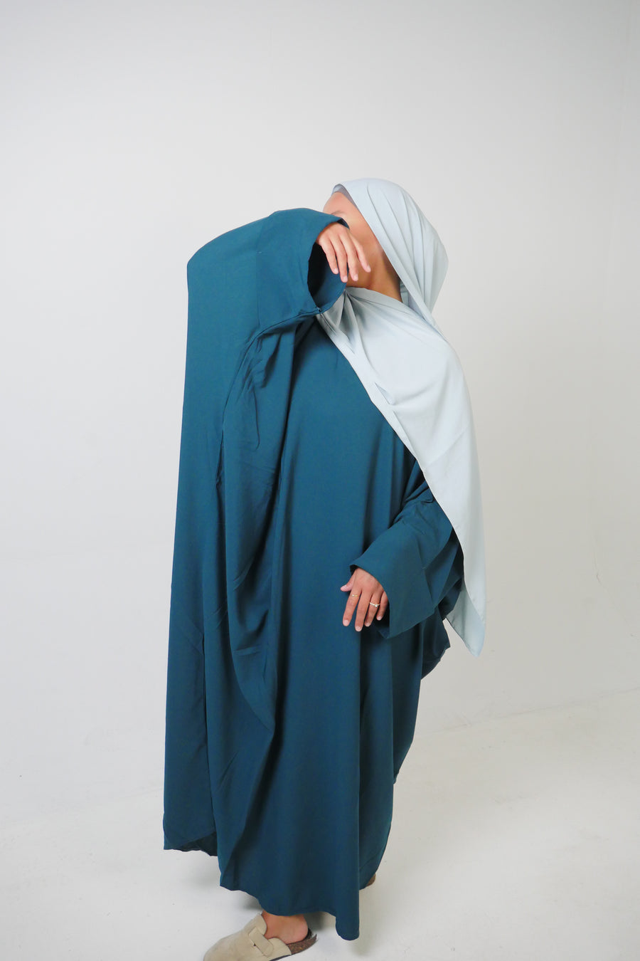 Abaya Nigeria bleu